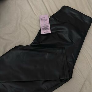 Leather leggings